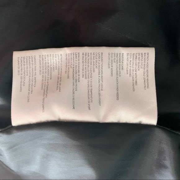 Michael Kors down feather long sleeve puffer jacket black gold buttons high coll - Picture 12 of 12